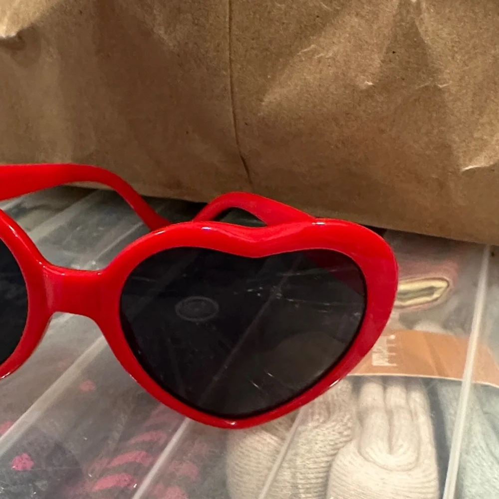 Heart-Shaped Red Kids‎ Sunglasses